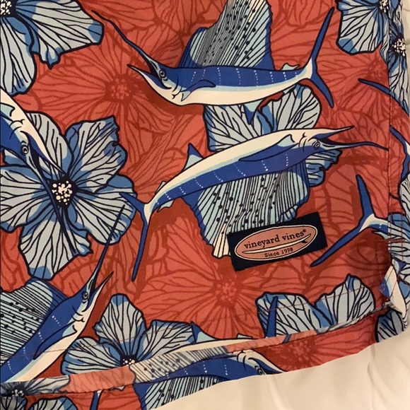 Vineyard Vines Swim Trunks - Size Large - Picture 2 of 4